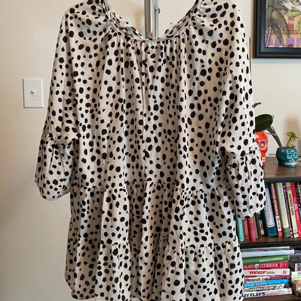NWOT, leopard print blouse size XL
